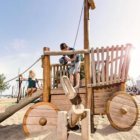 Ferienhauspark Asgard In ダンプ