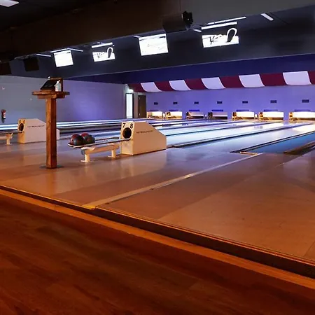 Ferienhauspark Asgard In ダンプ