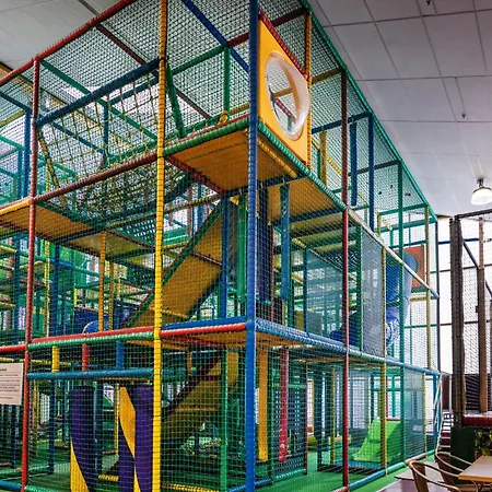 Ferienhauspark Asgard In ダンプ