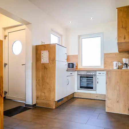 Ferienhauspark Asgard In ダンプ